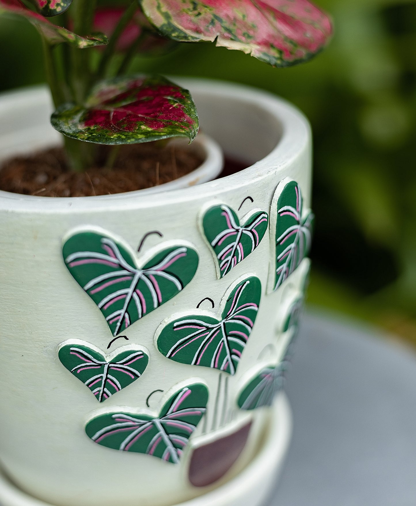 3D Embossed Planter off white 4.5 Inches Design Two Hand Painted Planters Premium Home Décor