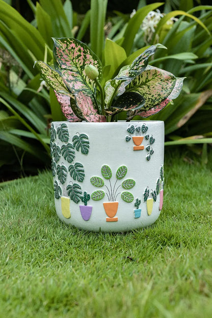 8-inch off-white 3D embossed planter perfect gift for plant lovers