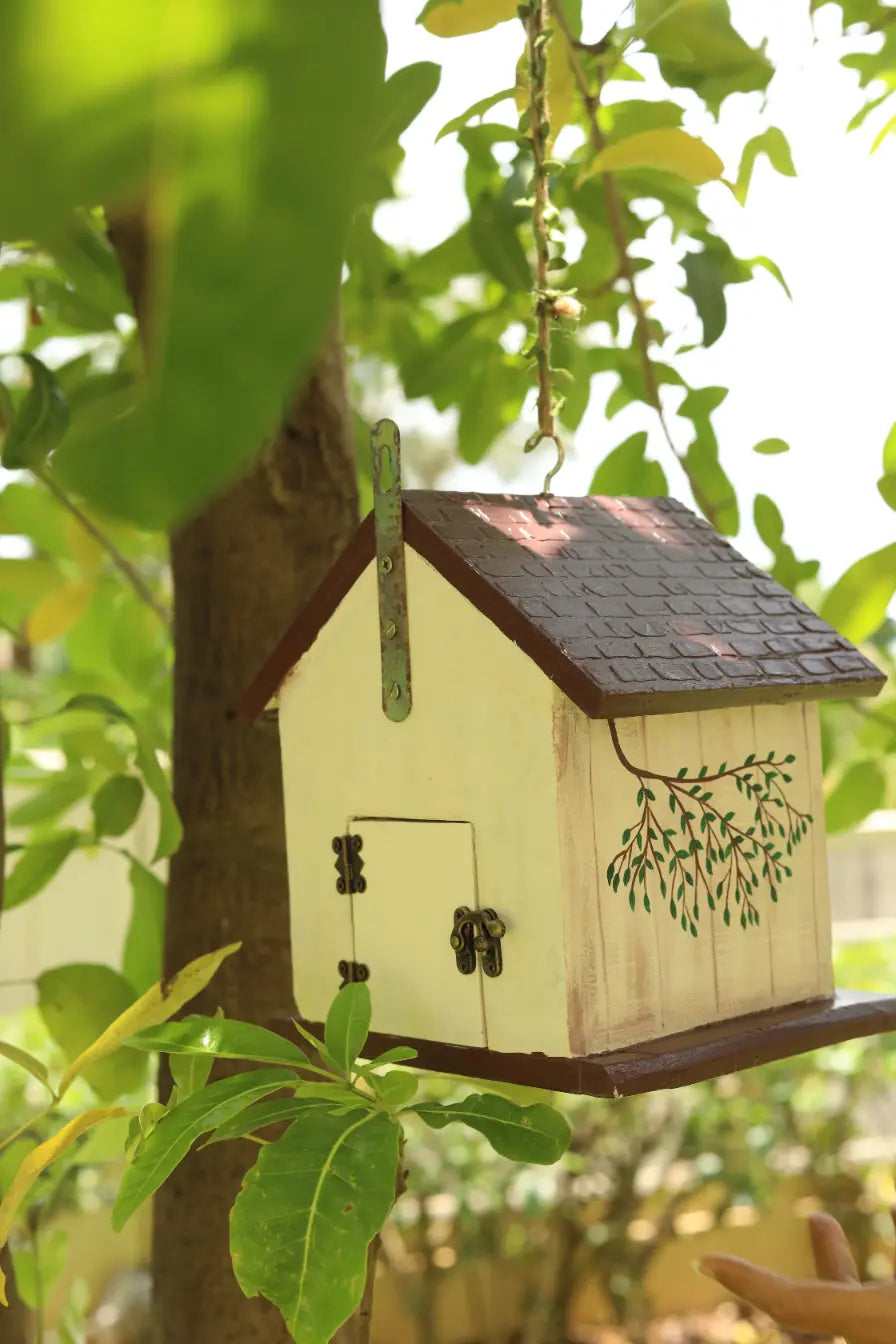 Love Birds Birdhouse Bird Feeder for Garden Outdoor Planters Layout
