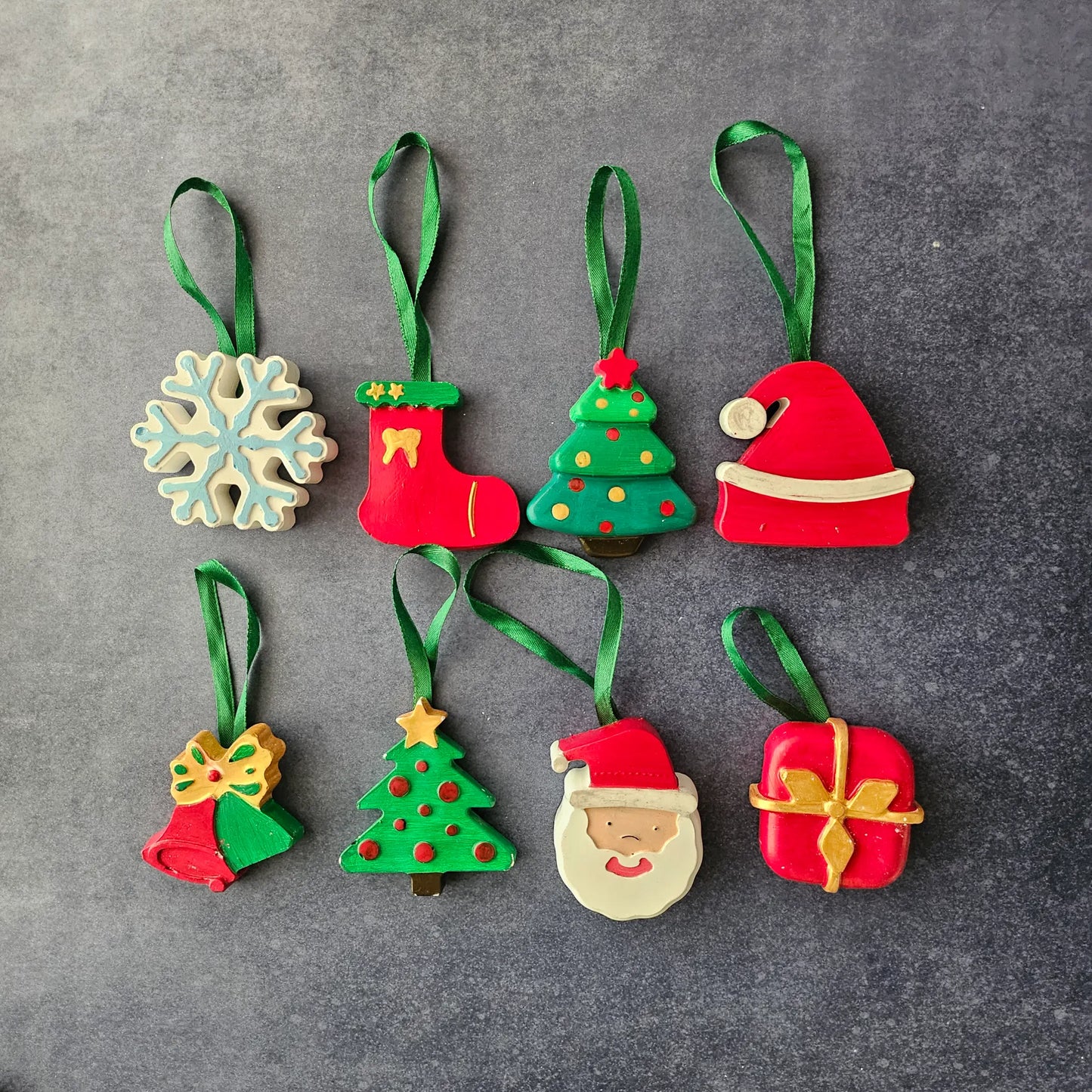 Paint Your Own Christmas Ornaments Creative Return Gifts Holiday Favors