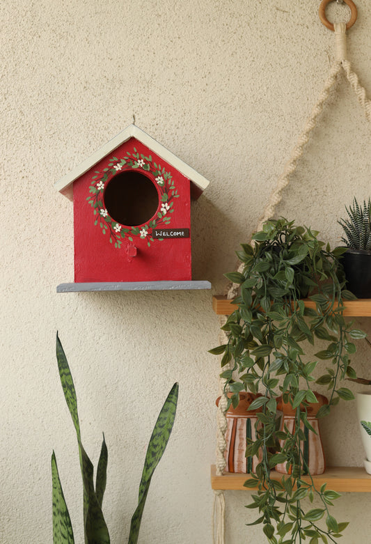 Red Birdie Birdhouse Wooden Birdhouse Garden Décor Craft Delights India