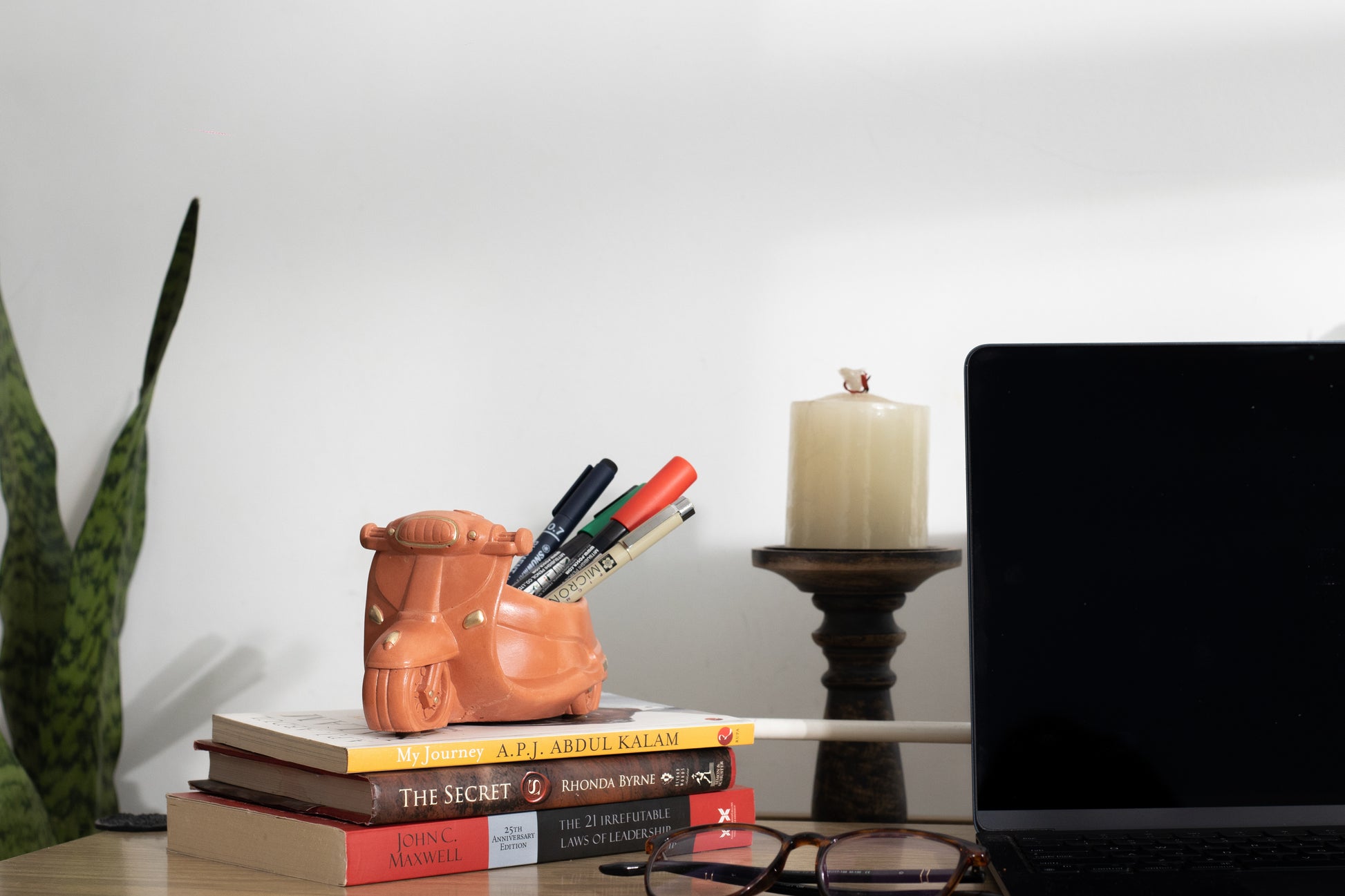 Scooter Planter Organizer Terracotta Gifts For Office Desk Key Holder