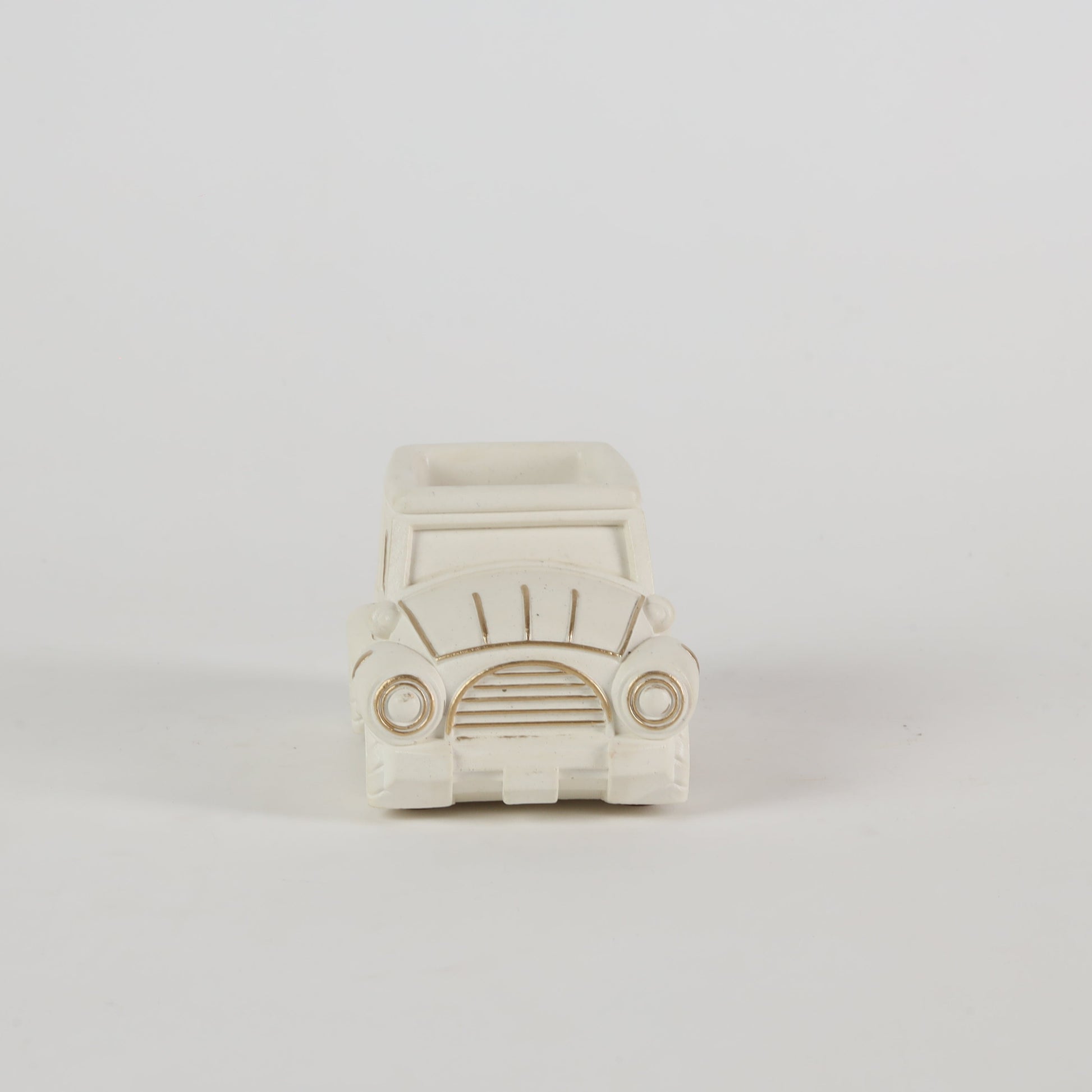 Vintage Car Planter Organizer White Balcony Décor Small Accents