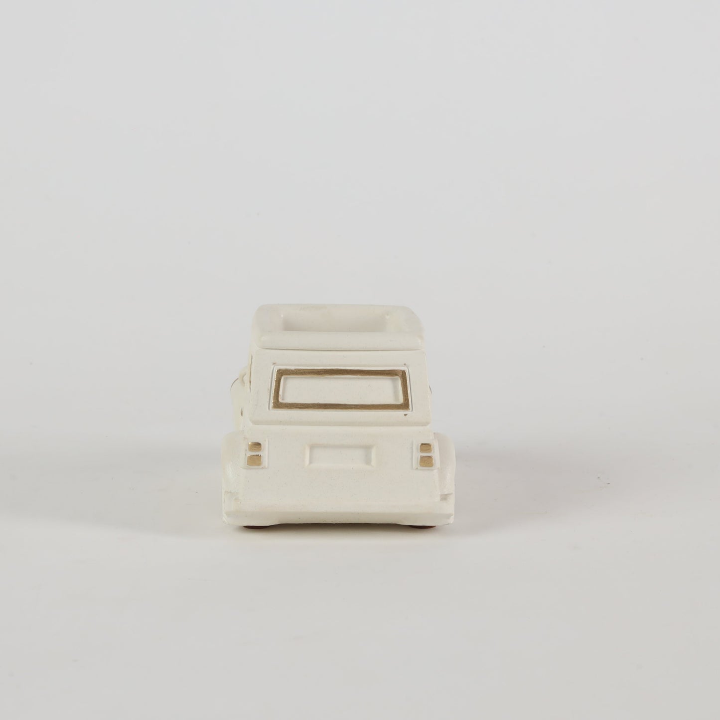 Vintage Car Planter Organizer White Handcrafted Gifts For Office Desk